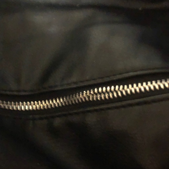 Adelina Madelina Large Purse- 690 $15 or $12 w/offer - Picture 5 of 5